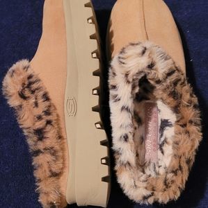 Bobs by Skechers size 9